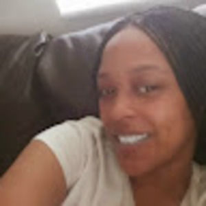 Meet your Posher, Candace